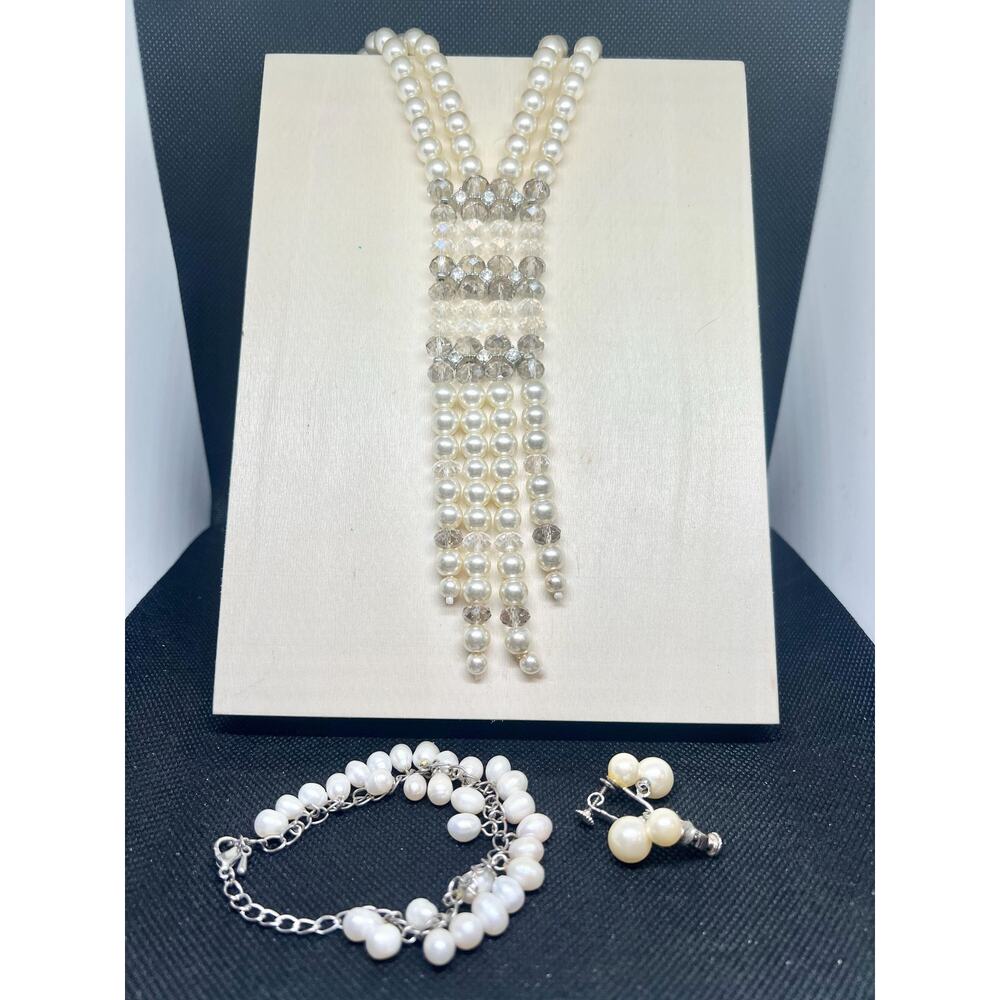 Vintage signed necklace , signed jewelry, vintage jewelry set, Vintage earrings,